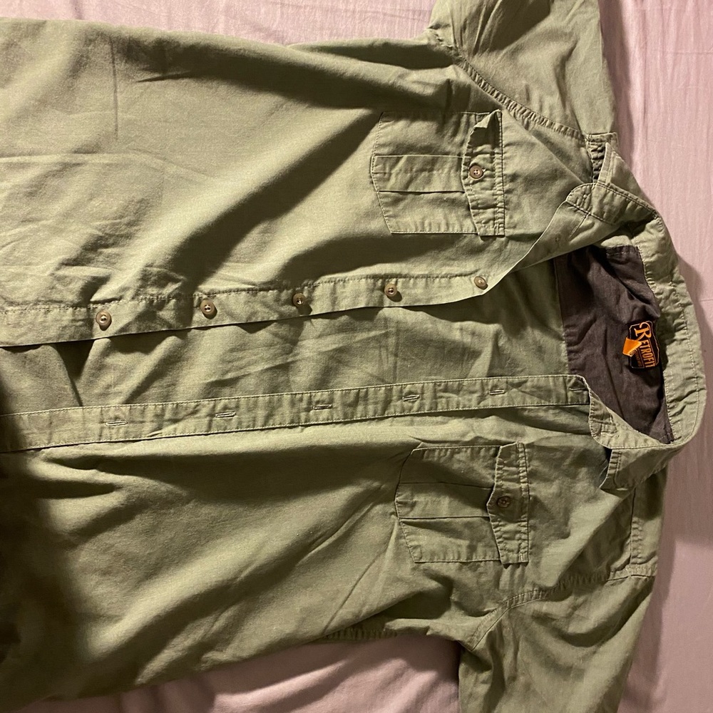green button up shirt